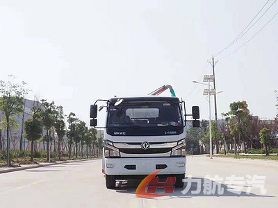 凱馬 國(guó)六吸糞車(chē)圖片