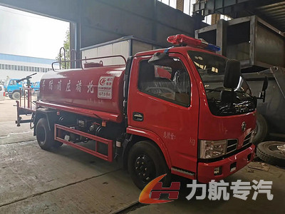 東風福瑞卡5方帶霧炮消防灑水車圖片