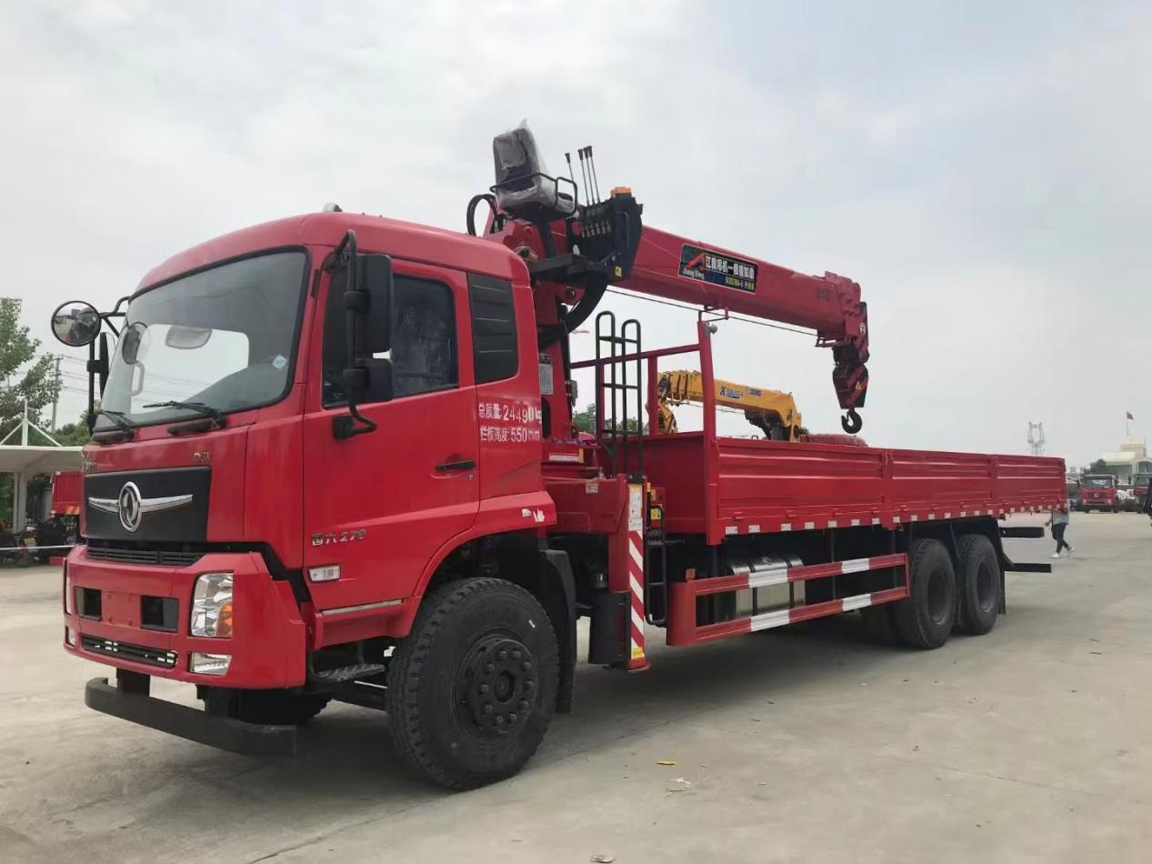 东风畅行D3V后八轮12吨随车吊