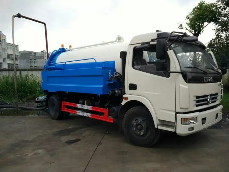 東風(fēng)多利卡聯(lián)合疏通車